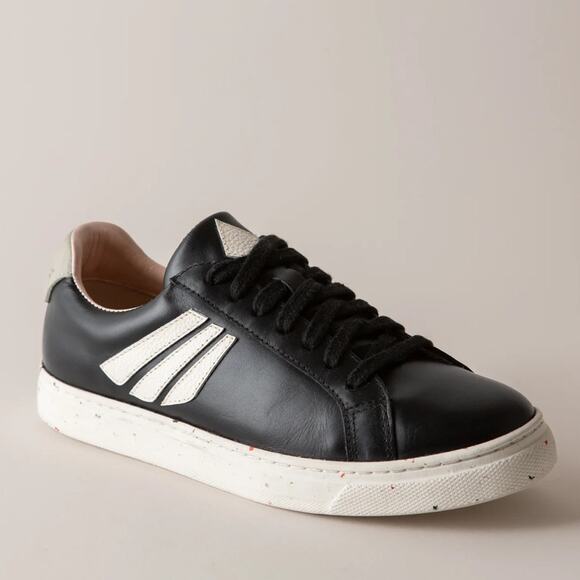 FORTRESS Simone Black and White Leather Sneaker Comfort Cushion Lace Up Size 8 - Picture 3 of 5